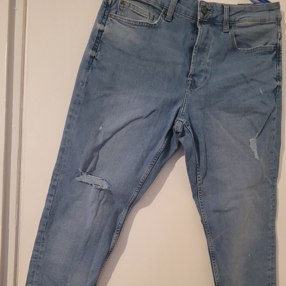 Jeans - Picture 3 of 3